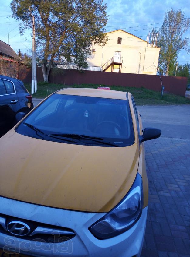 Сдам в аренду машину для работы в такси.
