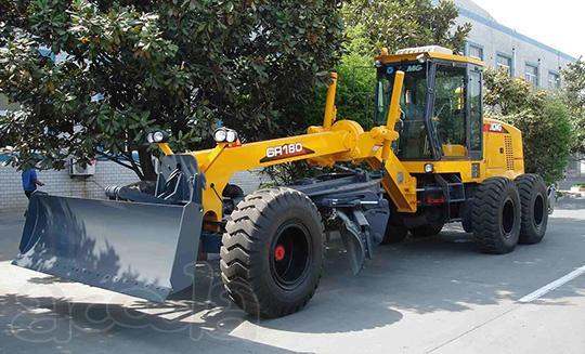 Автогрейдер XCMG GR180