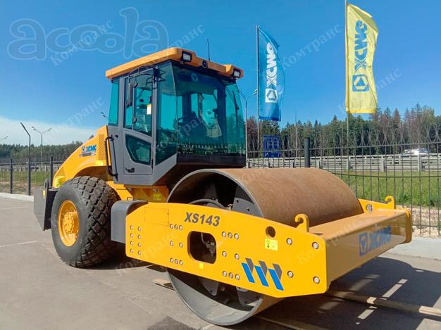 Каток вибрационный XCMG XS143